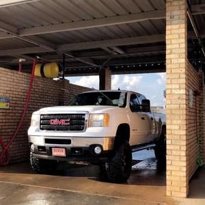 Meet your Posher, Gerardo